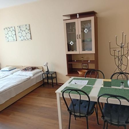 Green Belt Apartmann Budapest Exteriör bild